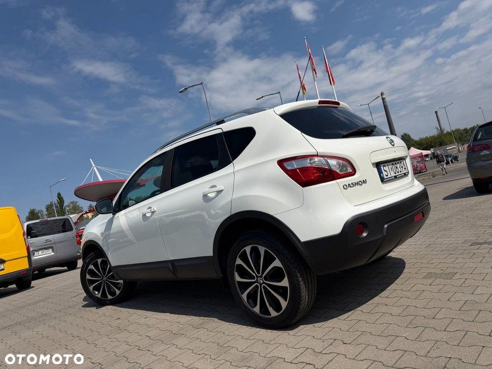 Nissan Qashqai 2.0 4x4 Tekna - 25