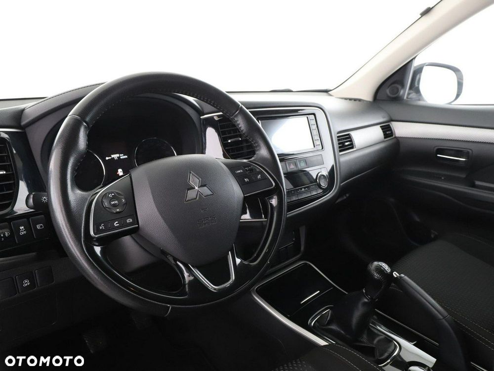 Mitsubishi Outlander 2.0 2WD Edition 100 - 14