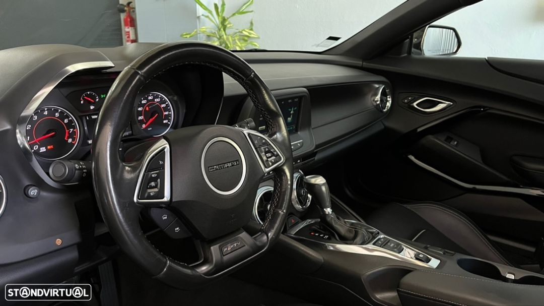 Chevrolet Camaro Coupe 2.0 Aut. - 13