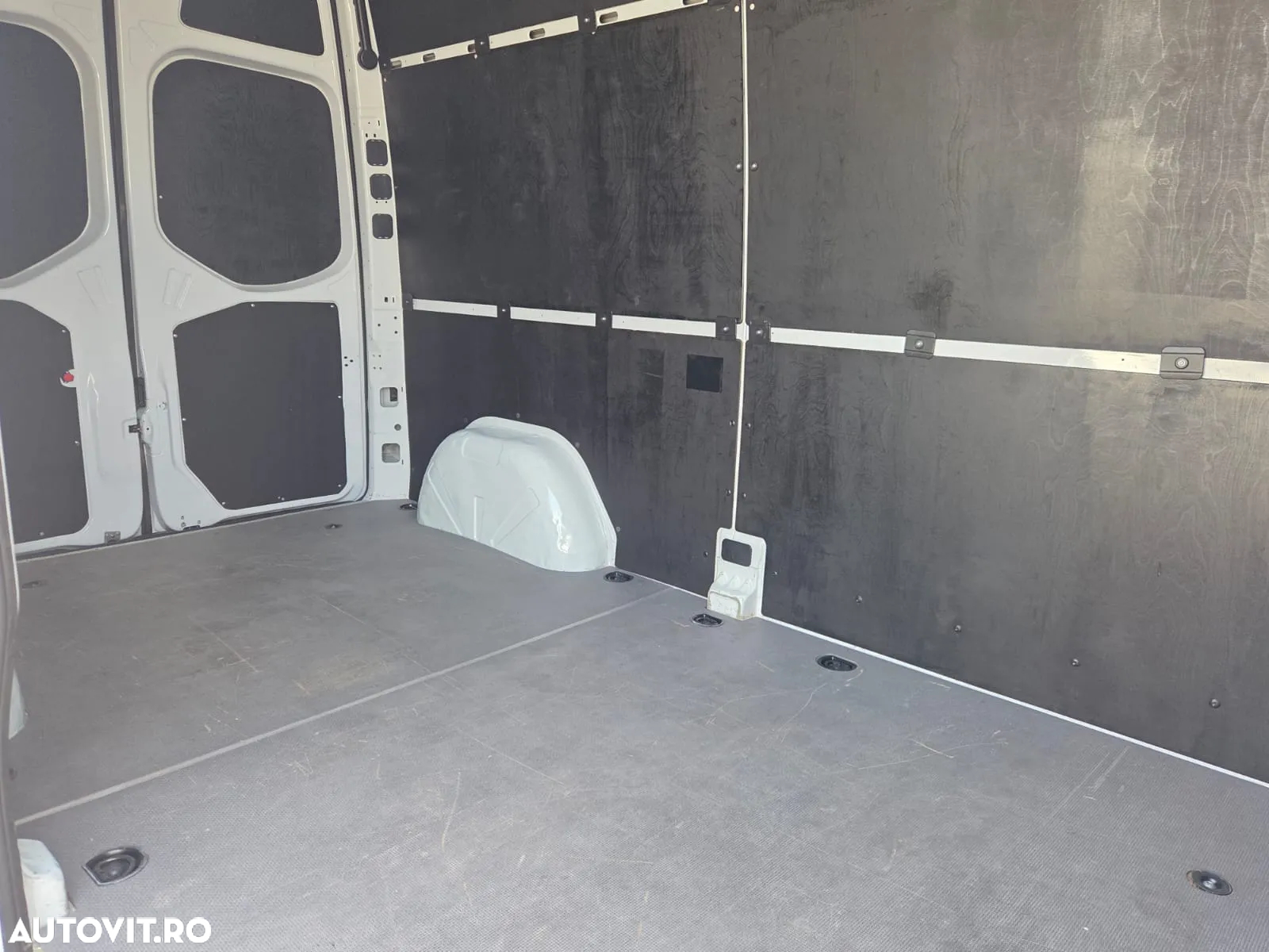 Mercedes-Benz New Sprinter L3H2 - 15