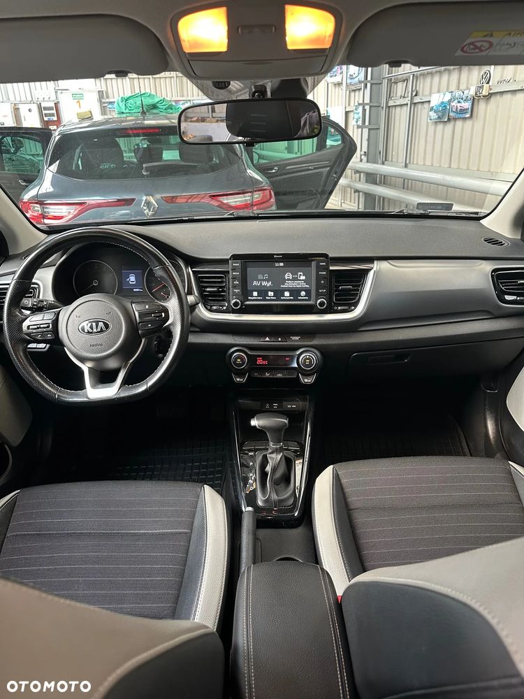 Kia Stonic 1.0 T-GDI L - 12