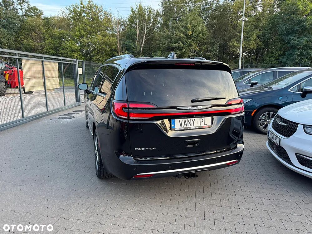 Chrysler Pacifica - 7