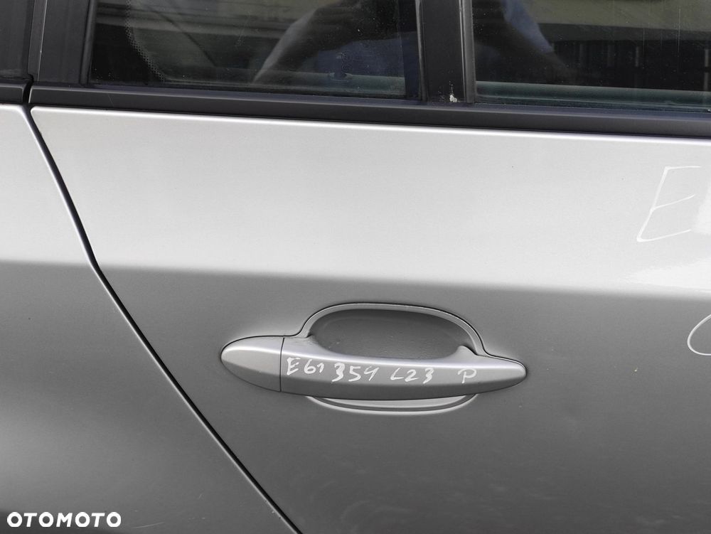 DRZWI PRAWY TYŁ TYLNE BMW E61 354 TITANSILBER ORG LAKIER - 2