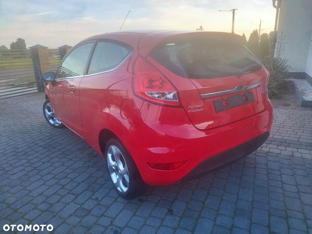 Ford Fiesta 1.25 Titanium - 26