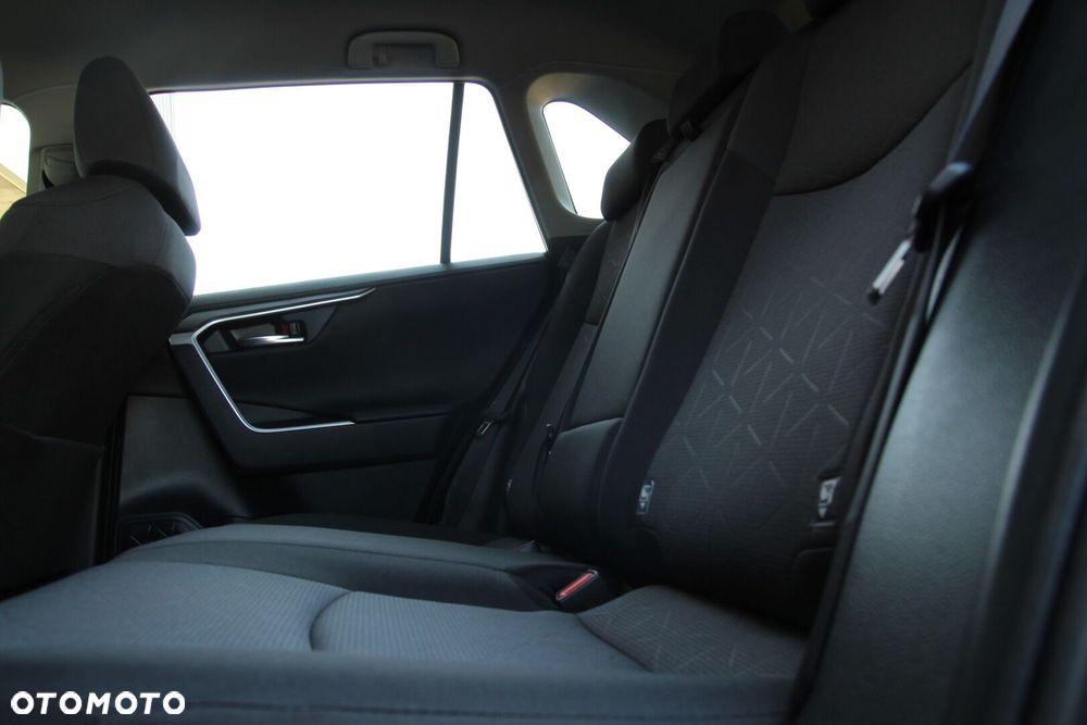 Toyota RAV4 - 23