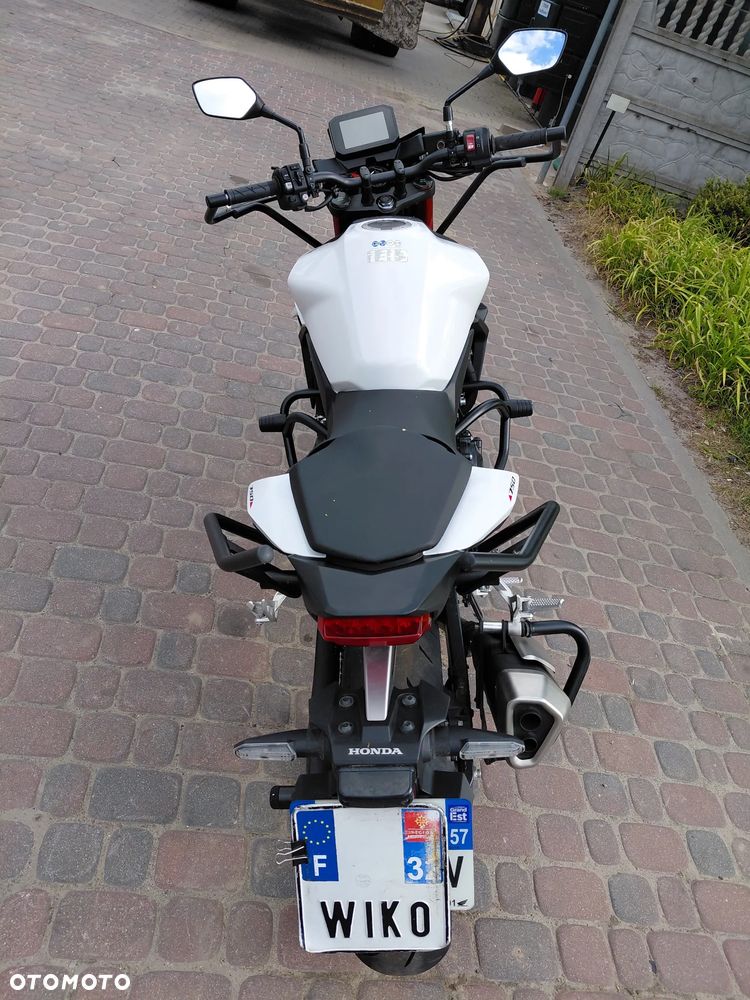 Honda Hornet - 4