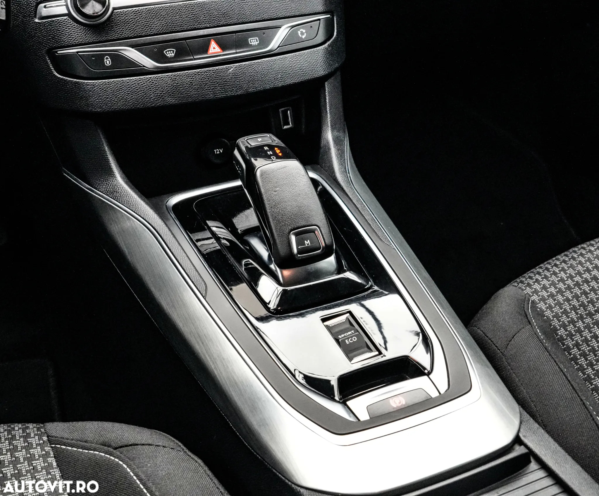 Peugeot 308 SW 1.5L BlueHDI EAT8 Allure Pack - 20
