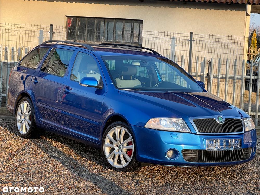 Skoda Octavia 2.0 TDI CR DPF DSG RS - 2
