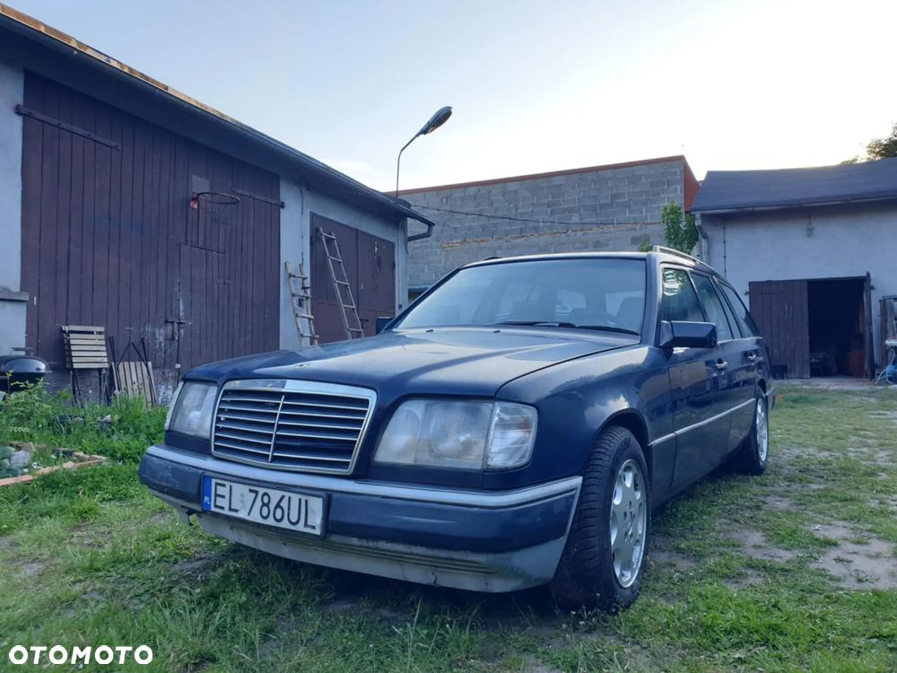 Mercedes - Benz W124