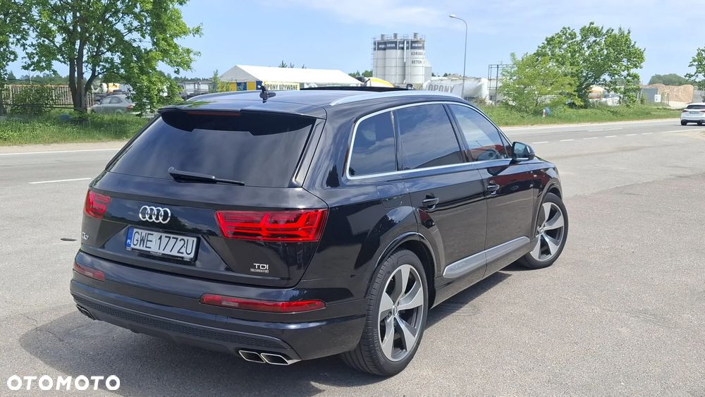 Audi Q7 - 7