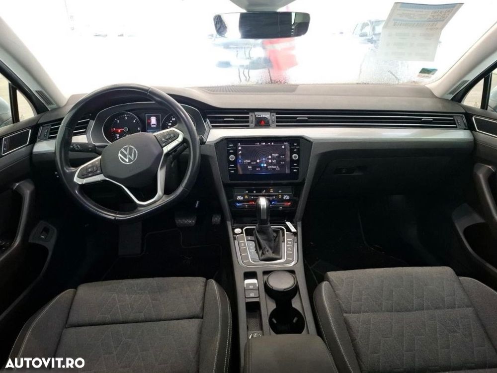 Volkswagen Passat - 9