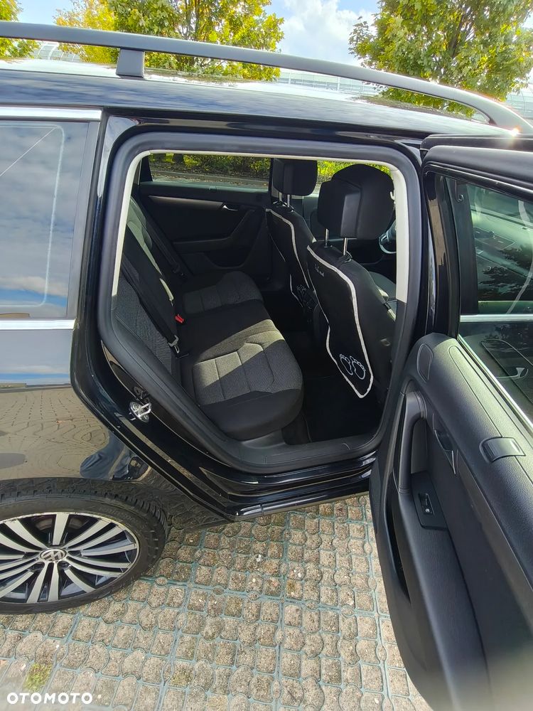 Volkswagen Passat 2.0 TDI Comfortline - 17