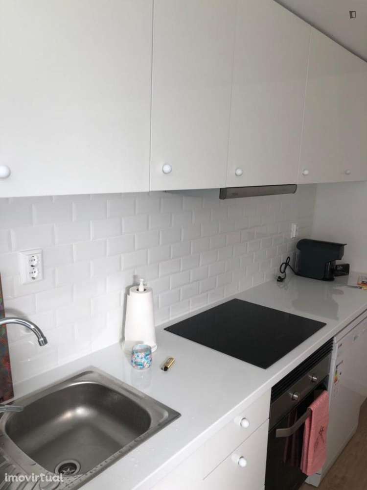 Apartamento com 2 quartos - localizado em Benfica Lisbon - Grande imagem: 5/16