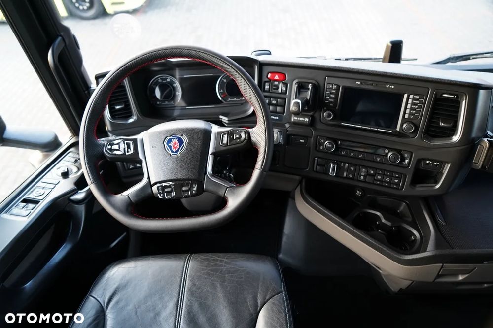 Scania S 500 / RETARDER / KLIMA POSTOJOWA / CAŁA NA PODUSZKACH / ALUFELGI / SKÓRY / - 26