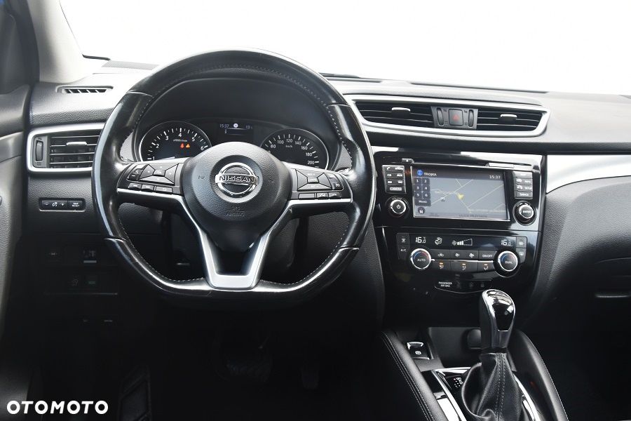 Nissan Qashqai 1.2 DIG-T Xtronic TEKNA - 22