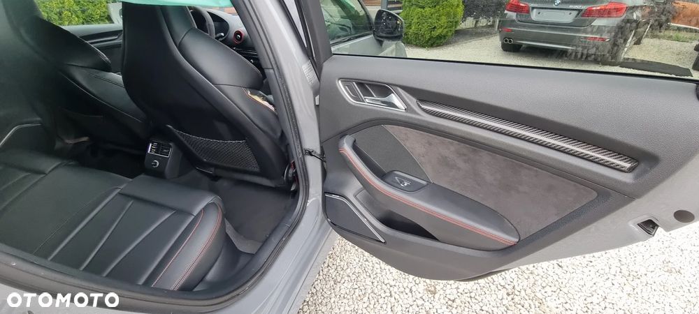 Audi RS3 Sportback S tronic - 13