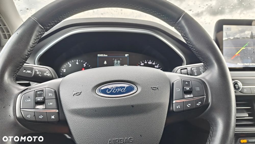 Ford Focus - 25