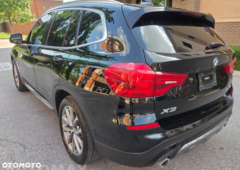 BMW X3 xDrive30i Luxury Line - 5