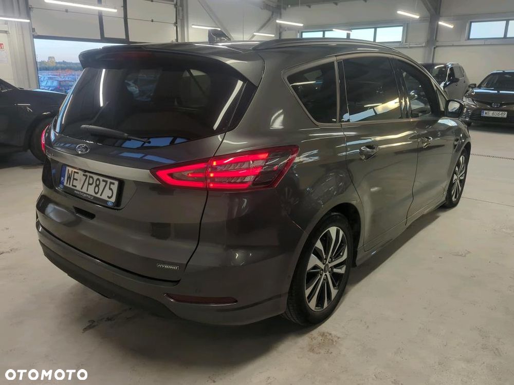 Ford S-Max - 4