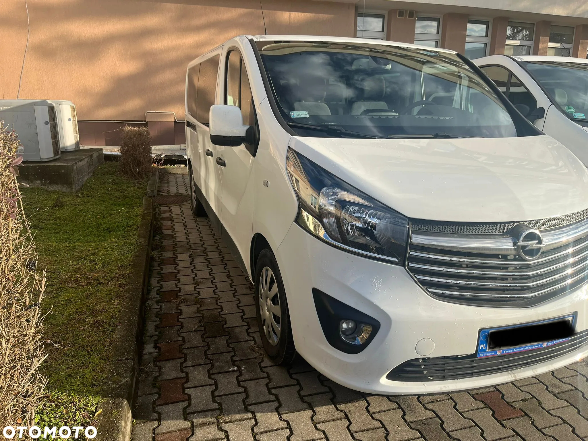 Opel Vivaro - 2