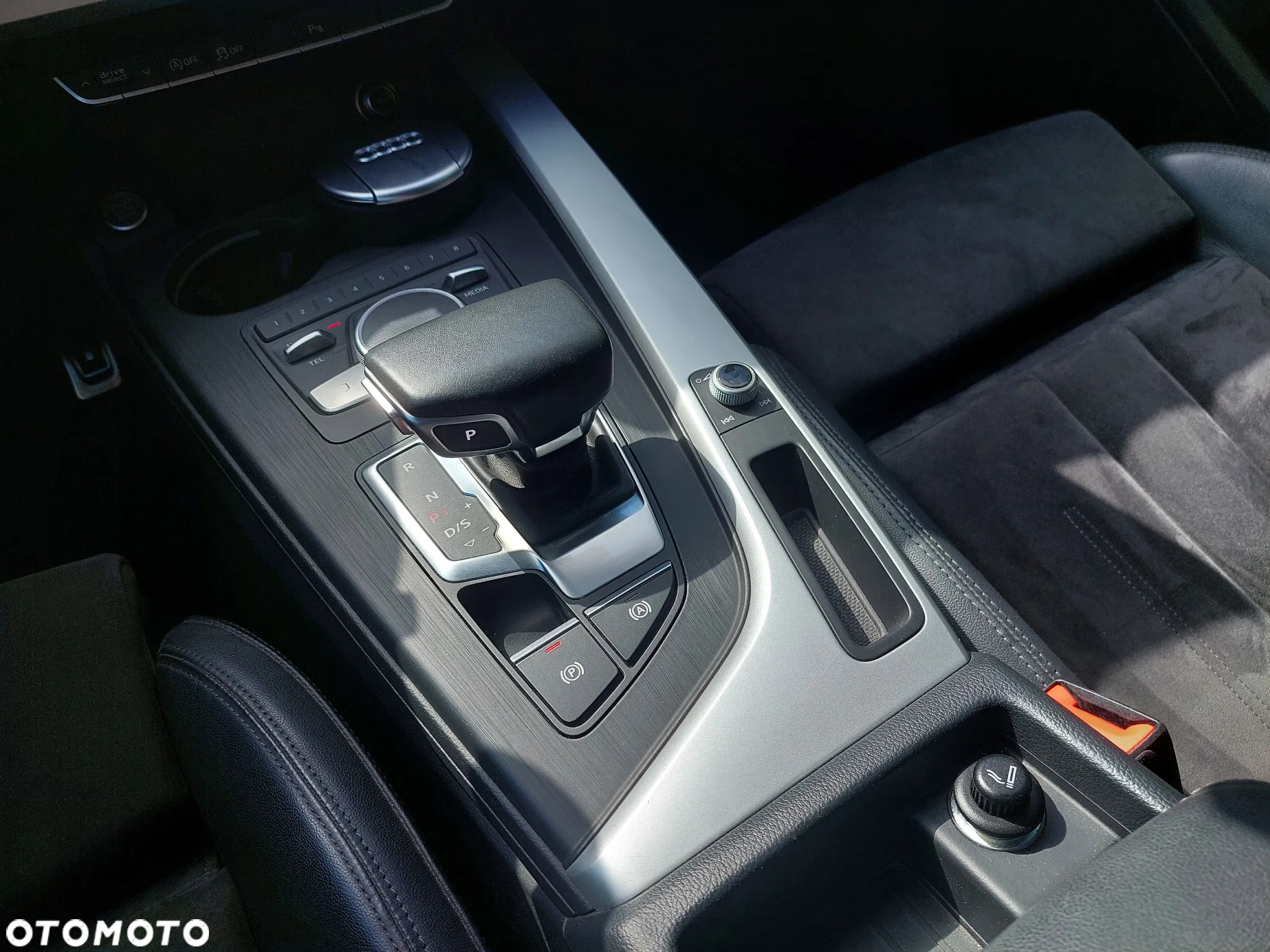 Audi A4 2.0 TFSI Quattro S tronic - 21