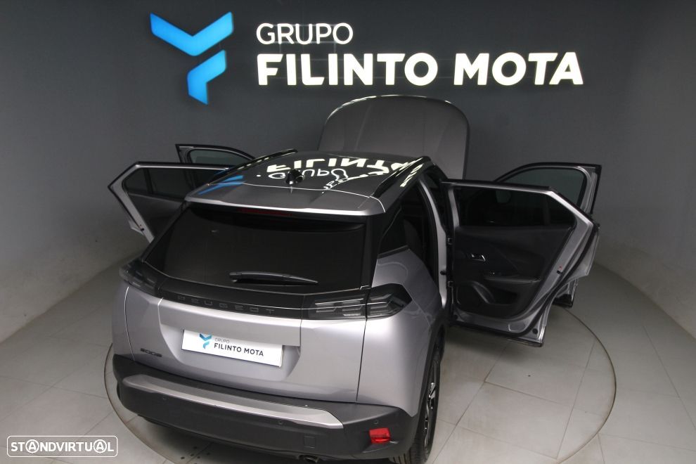 Peugeot 2008 1.2 PureTech Allure - 10