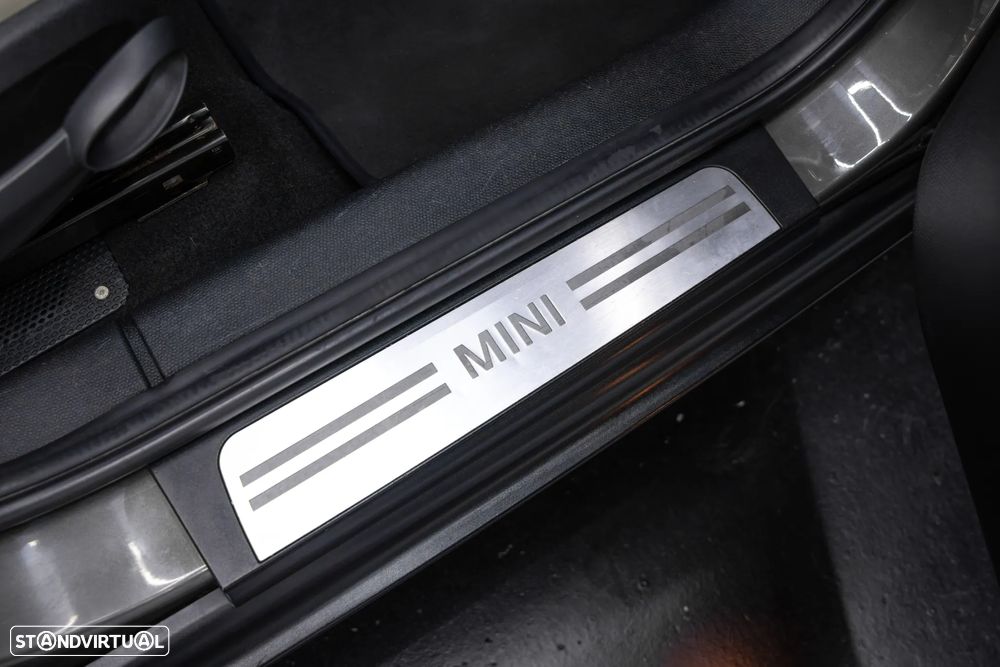 MINI Countryman Cooper D - 19