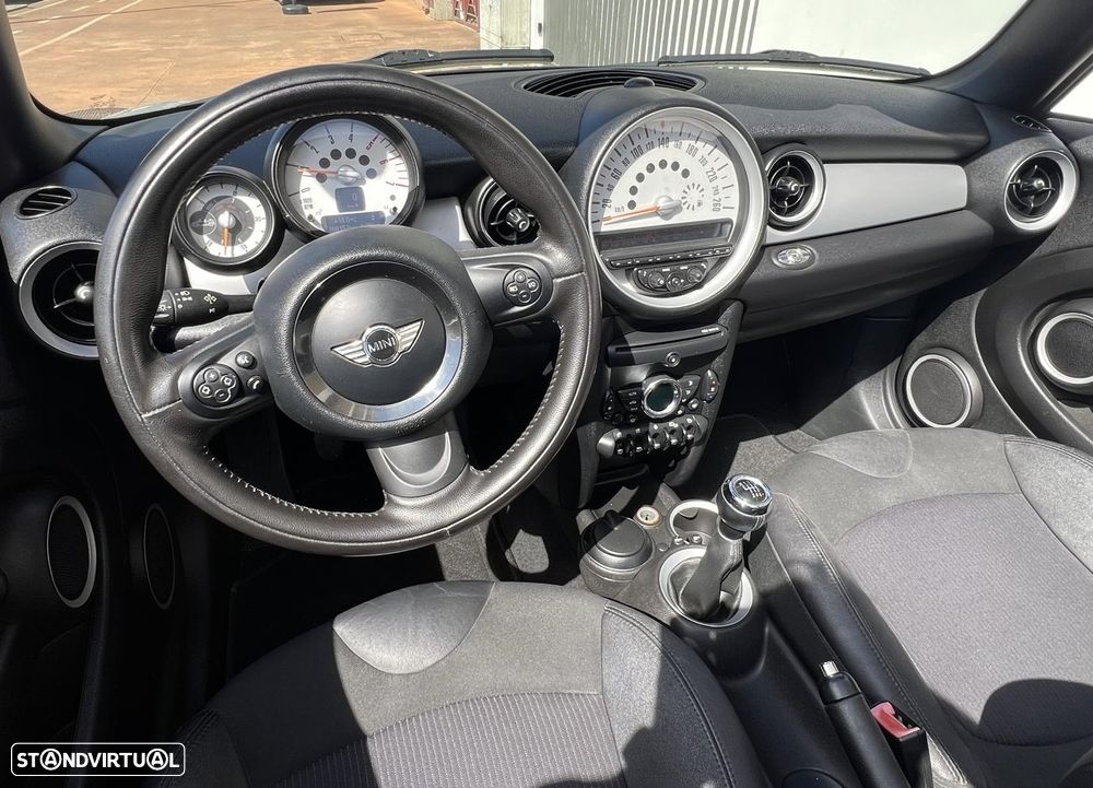 MINI Cabrio Cooper D - 22