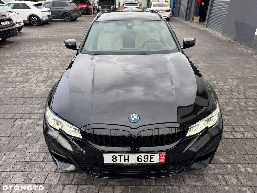 BMW Seria 3 330e PHEV M Sport Edition sport - 3