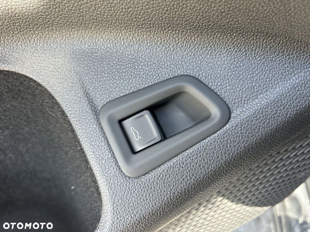 Volkswagen Golf Variant 2.0 TDI Life Plus - 15