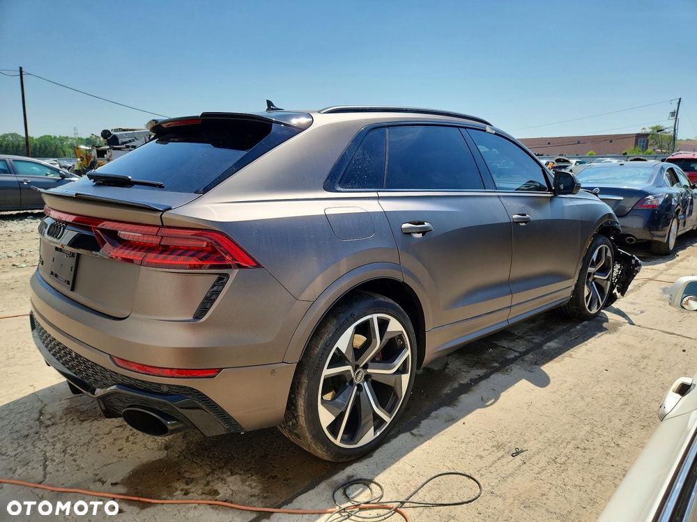 Audi RS Q8 TFSI quattro tiptronic - 4