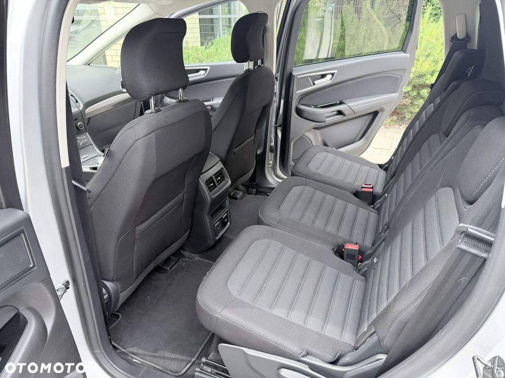 Ford S-Max - 22