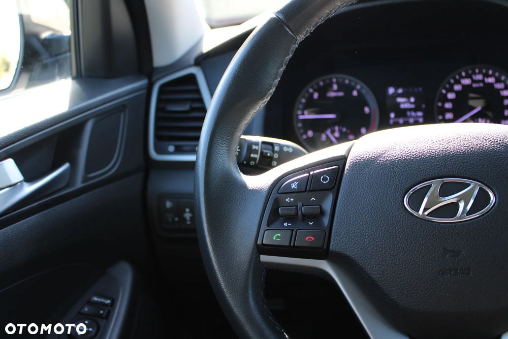 Hyundai Tucson 1.7 CRDI BlueDrive Comfort 2WD DCT - 23