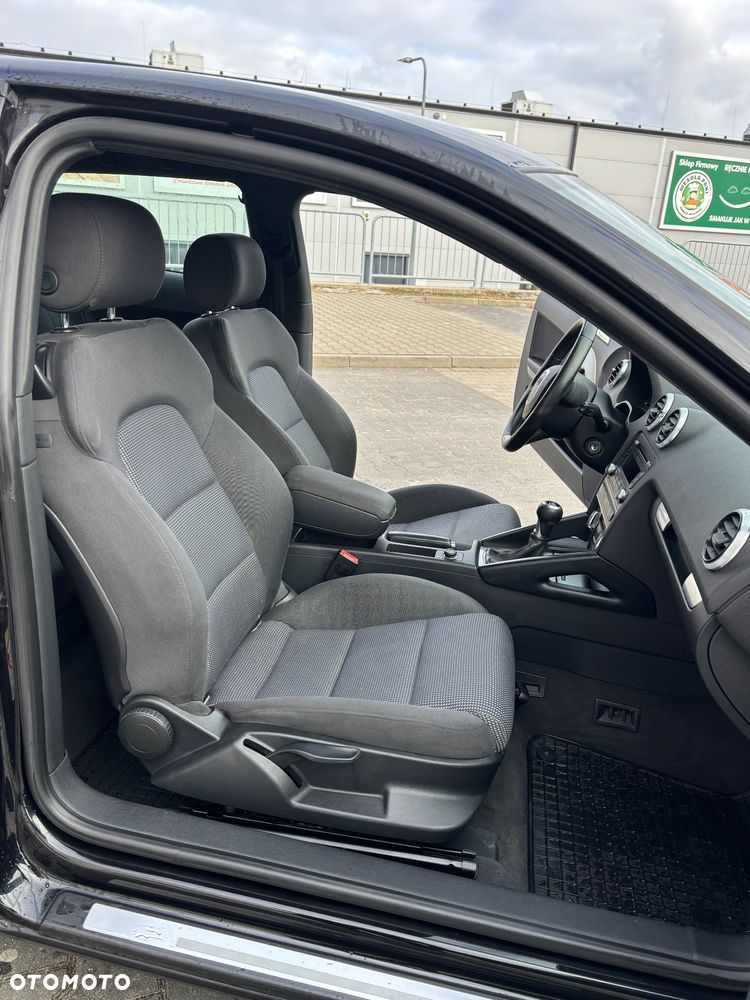 Audi A3 3-drzwiowe 1.4T FSI Ambition - 12