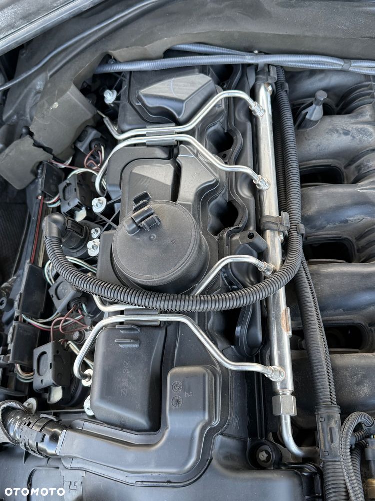 BMW Seria 3 335i xDrive Edition Sport - 16