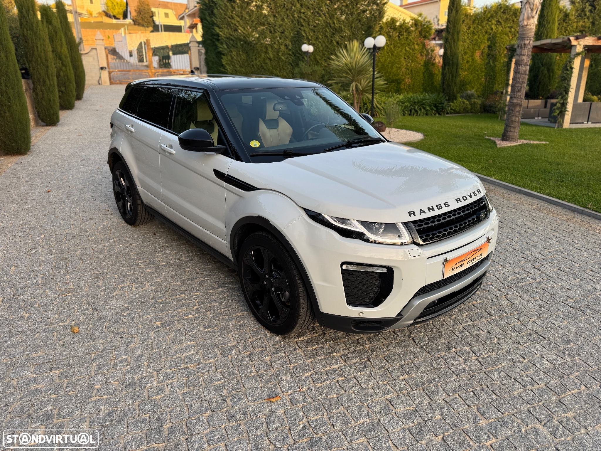 Land Rover Range Rover Evoque 2.0 TD4 SE Dynamic Special Edition - 14