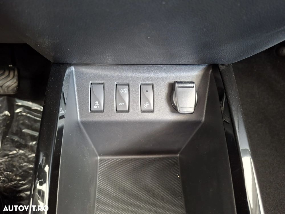Dacia Spring Expression - 15