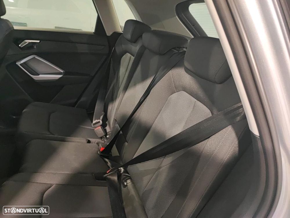Audi Q3 35 TDI Advanced S tronic - 8