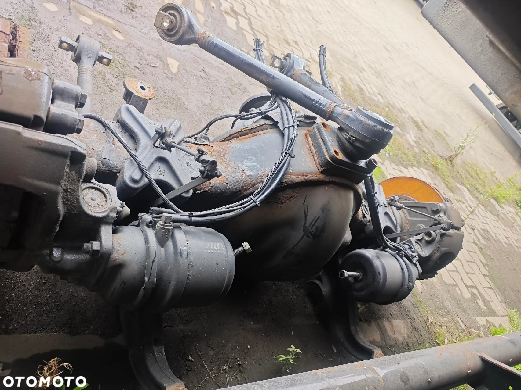 Man TGX/TGS tylni most,dyfer;81.35010.6301 * 38:15=2,533 - 2