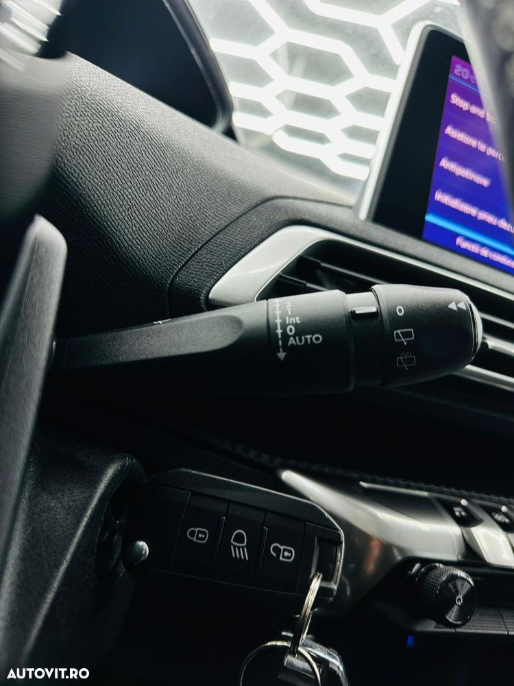 Peugeot 5008 PureTech 130 Allure - 30