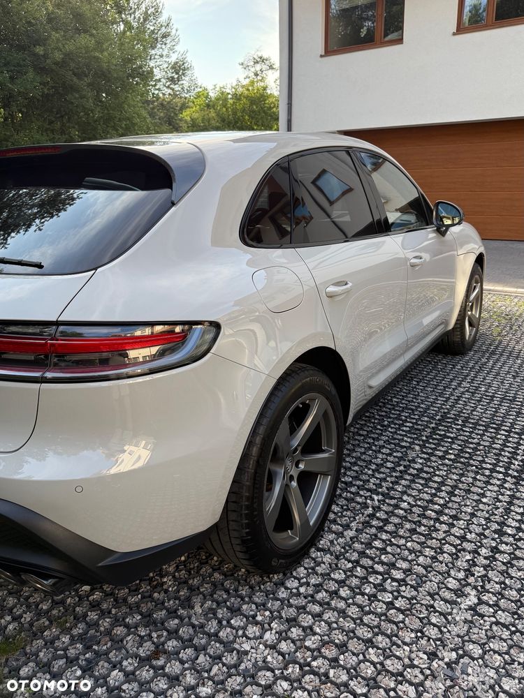 Porsche Macan T - 4