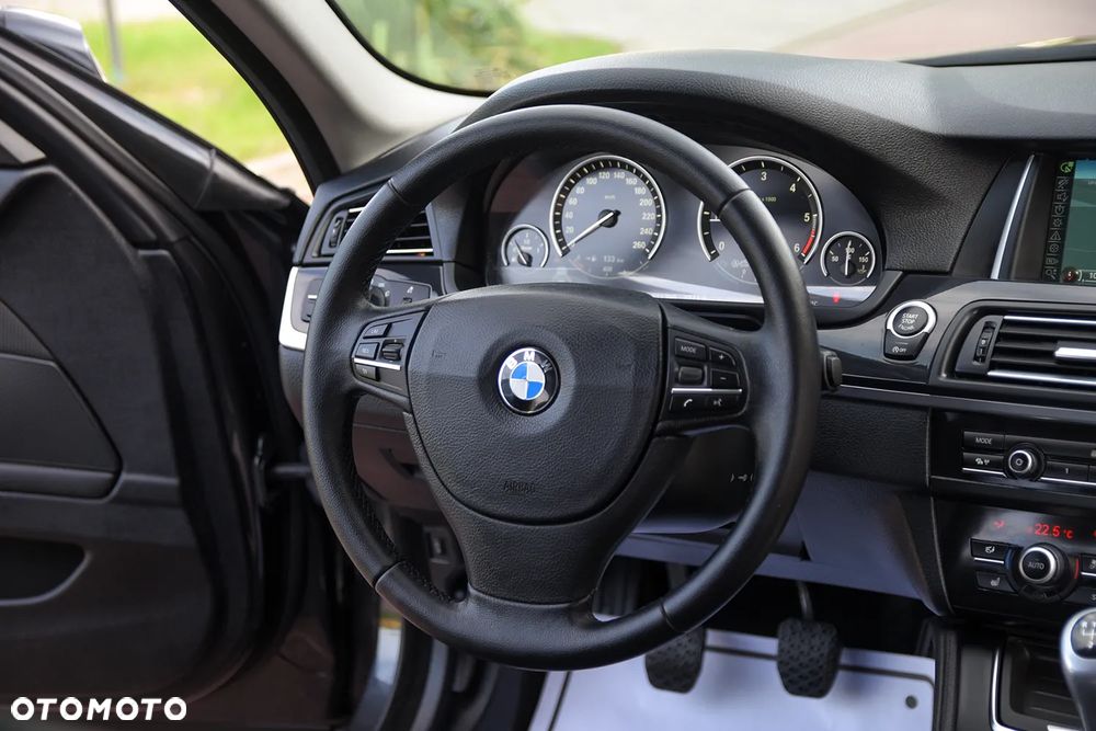BMW Seria 5 520d - 3