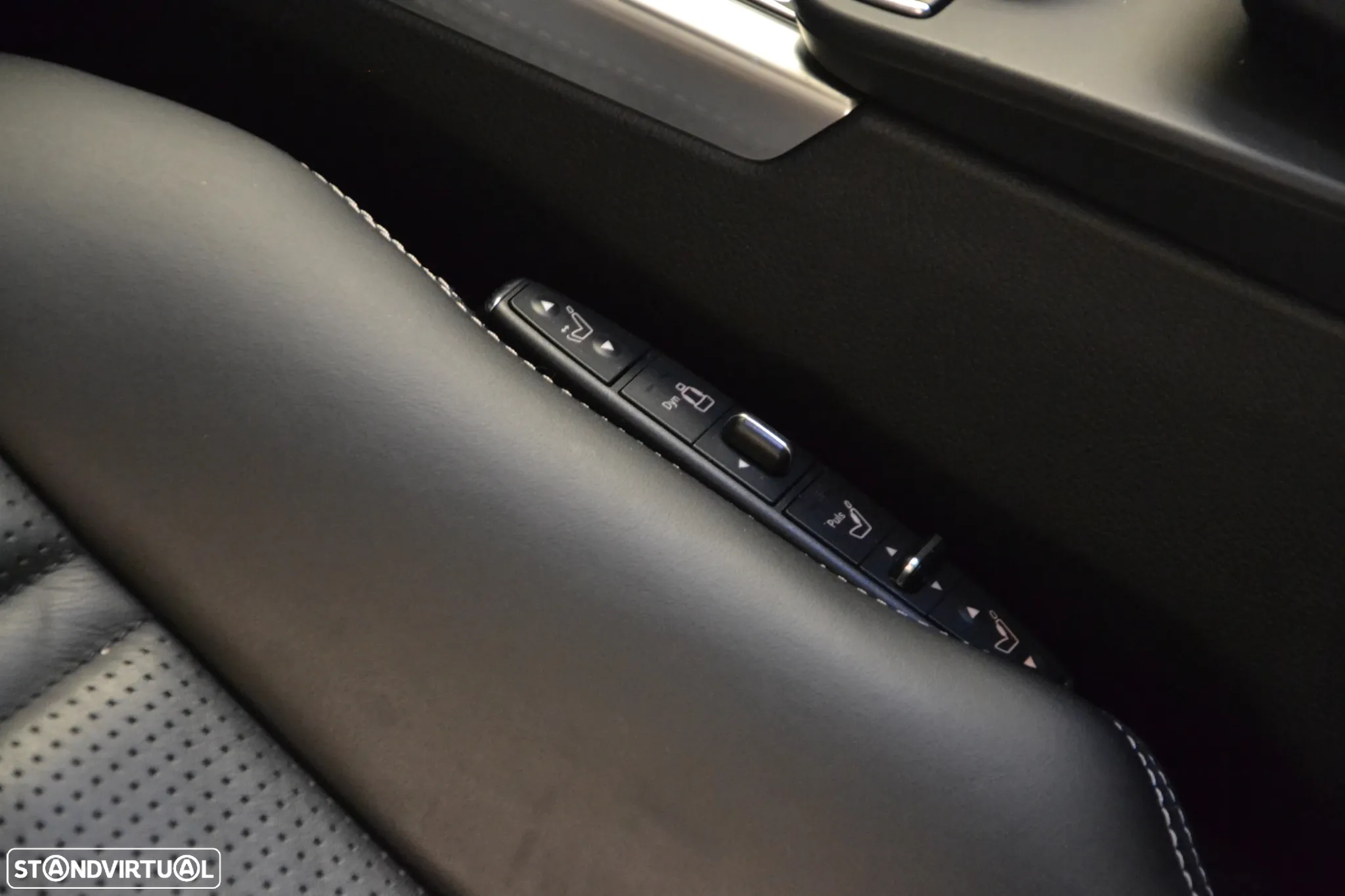 Mercedes-Benz E 63 AMG S 4-Matic - 23