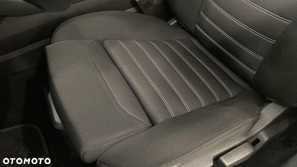 Ford Mondeo 2.0 EcoBlue Titanium - 18