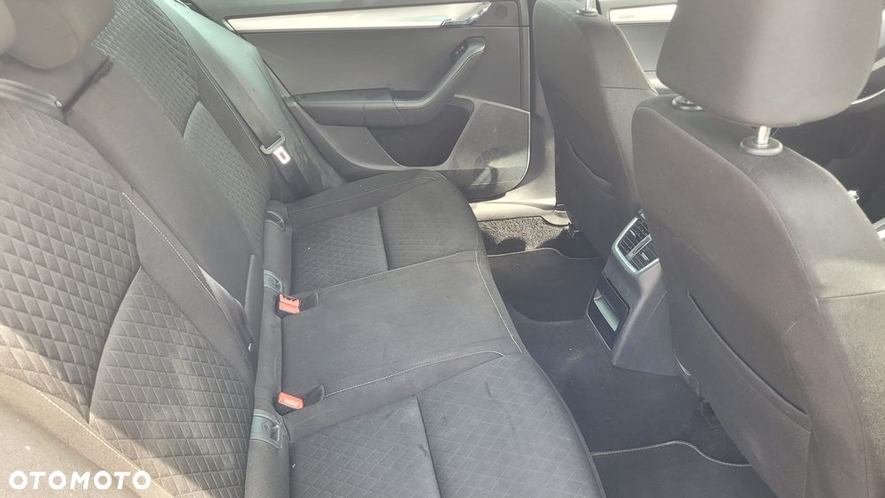 Skoda Octavia 1.4 TSI Edition - 13