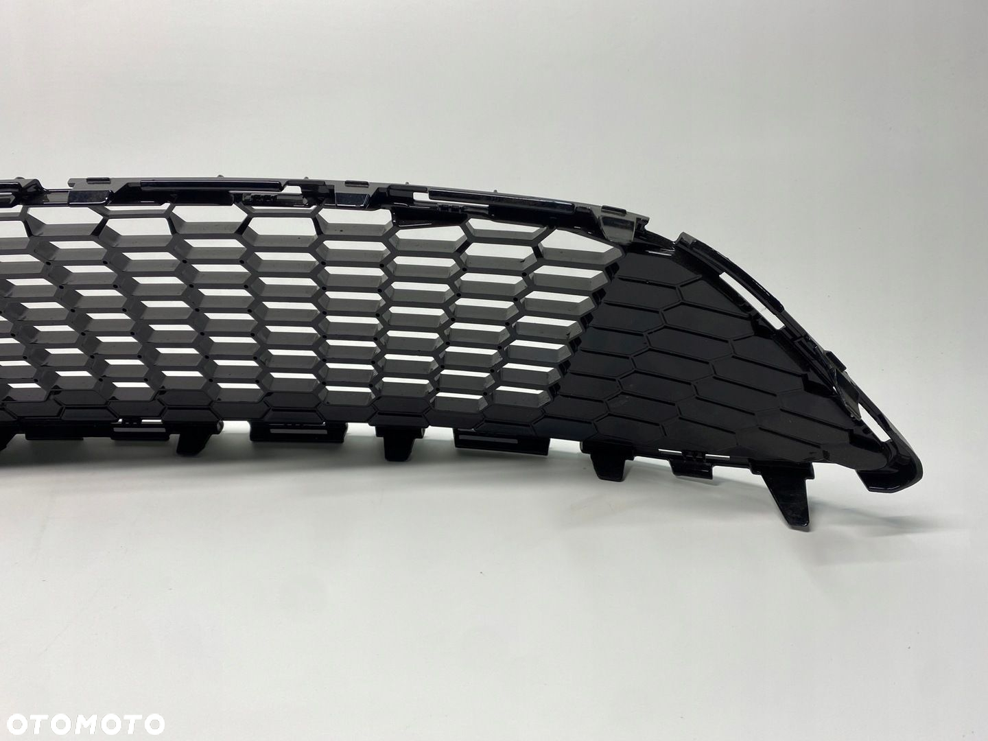GRILL GÓRNY ATRAPA FORD FOCUS MK3 LIFT ST F1EJ-8200-A1 - 8