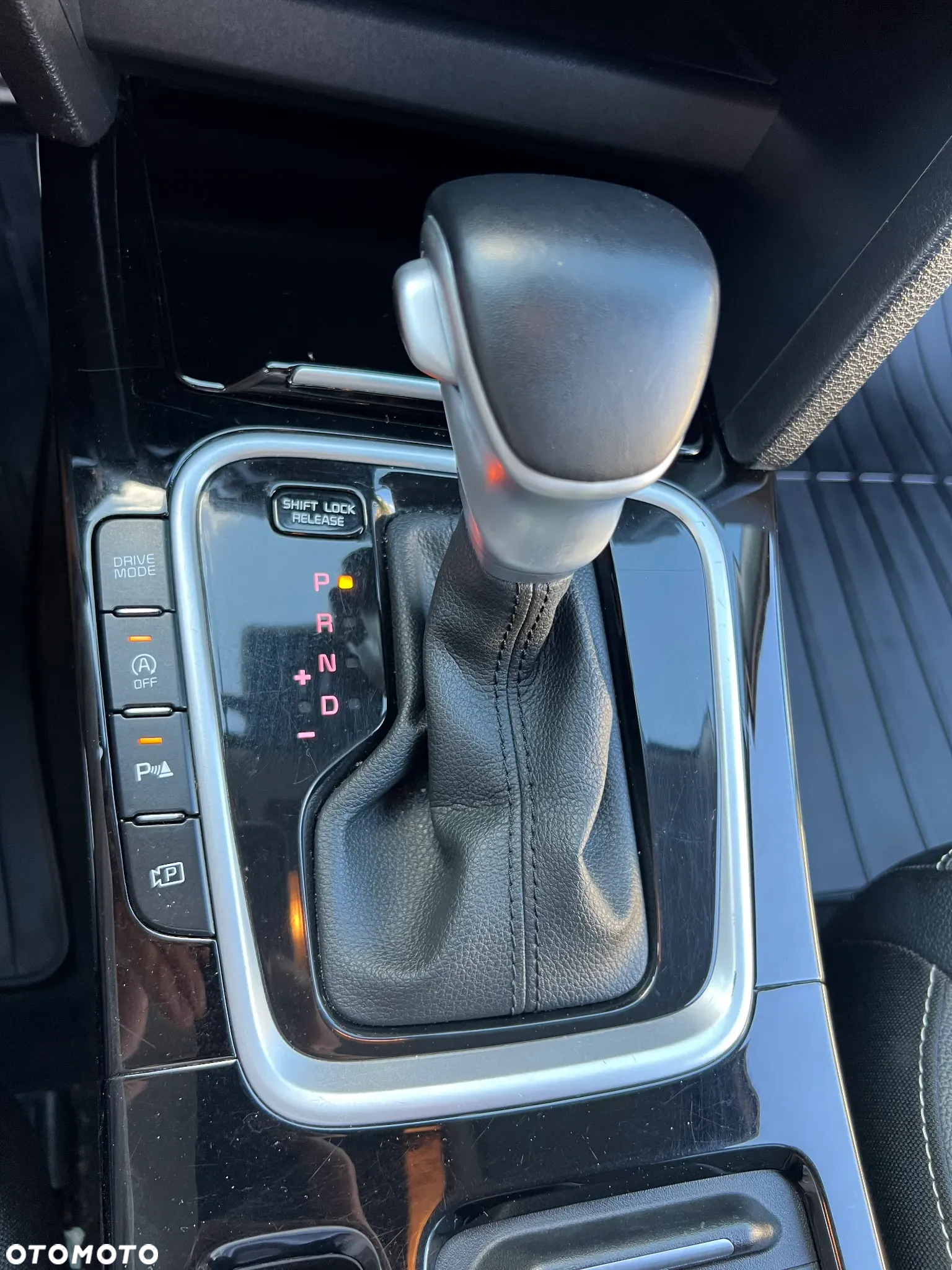 Kia Ceed 1.6 CRDi SCR L Business Line Plus DCT - 28
