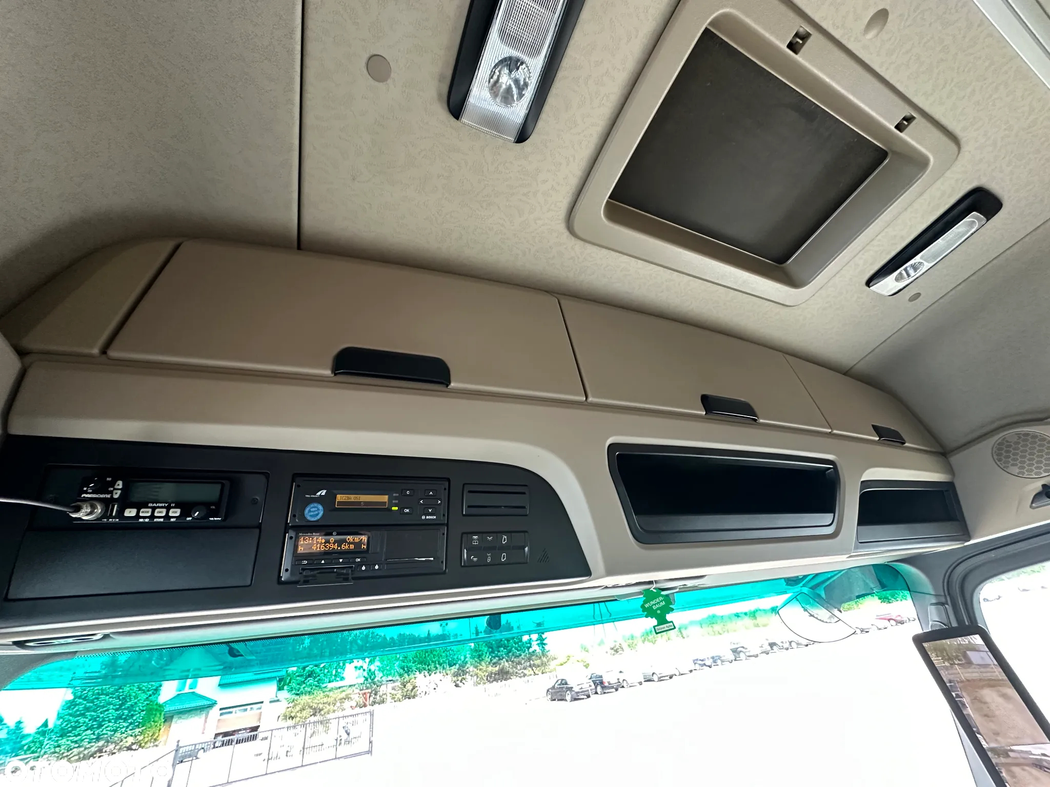 Mercedes-Benz ACTROS - 8