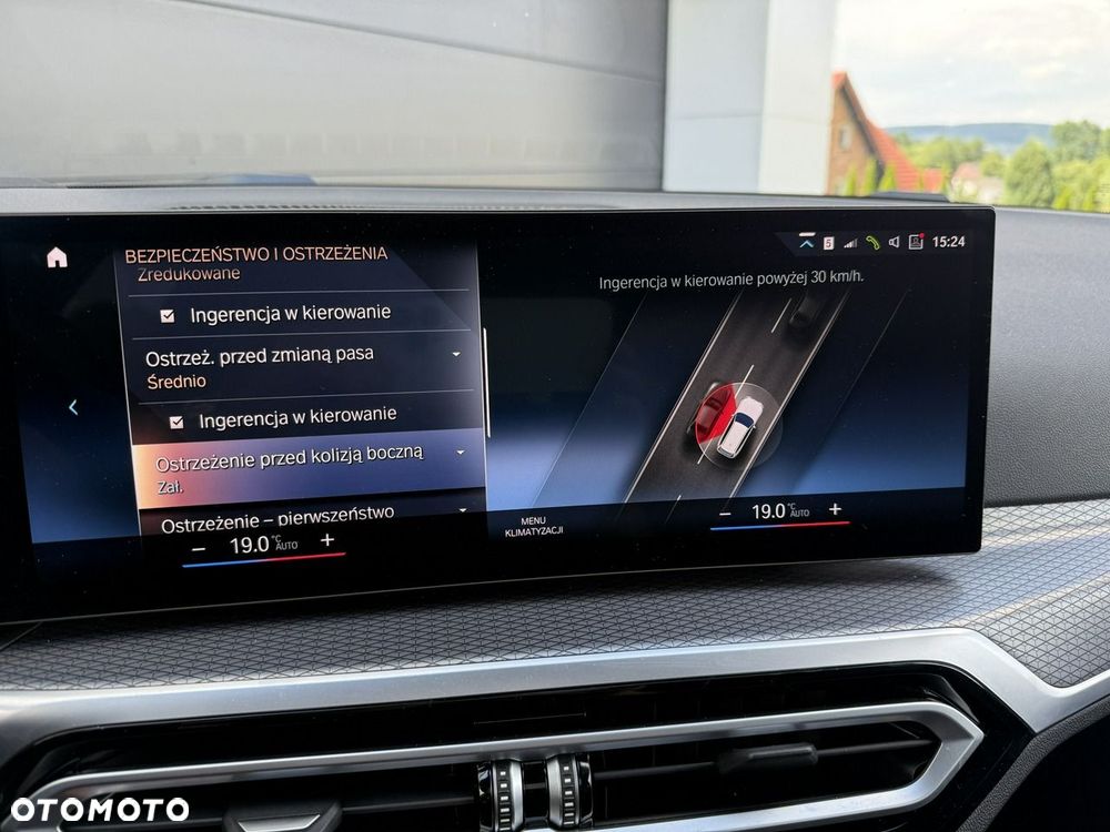 BMW Seria 3 320d xDrive M Sport Shadow sport - 26