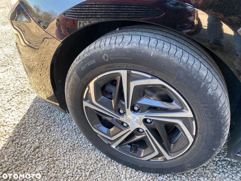 Hyundai i30 1.5 DPI Smart - 23